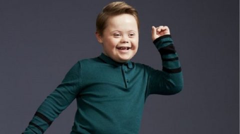 Joseph Hale, el niño con síndrome de Down que debuta como modelo para River Island.