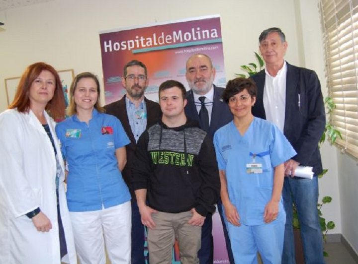 El Hospital de Molina formará en práctica a un usuario de ASSIDO Murcia