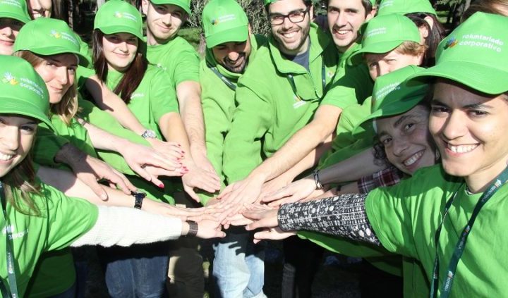 Iberdrola moviliza a 1.000 voluntarios en iniciativas sociales